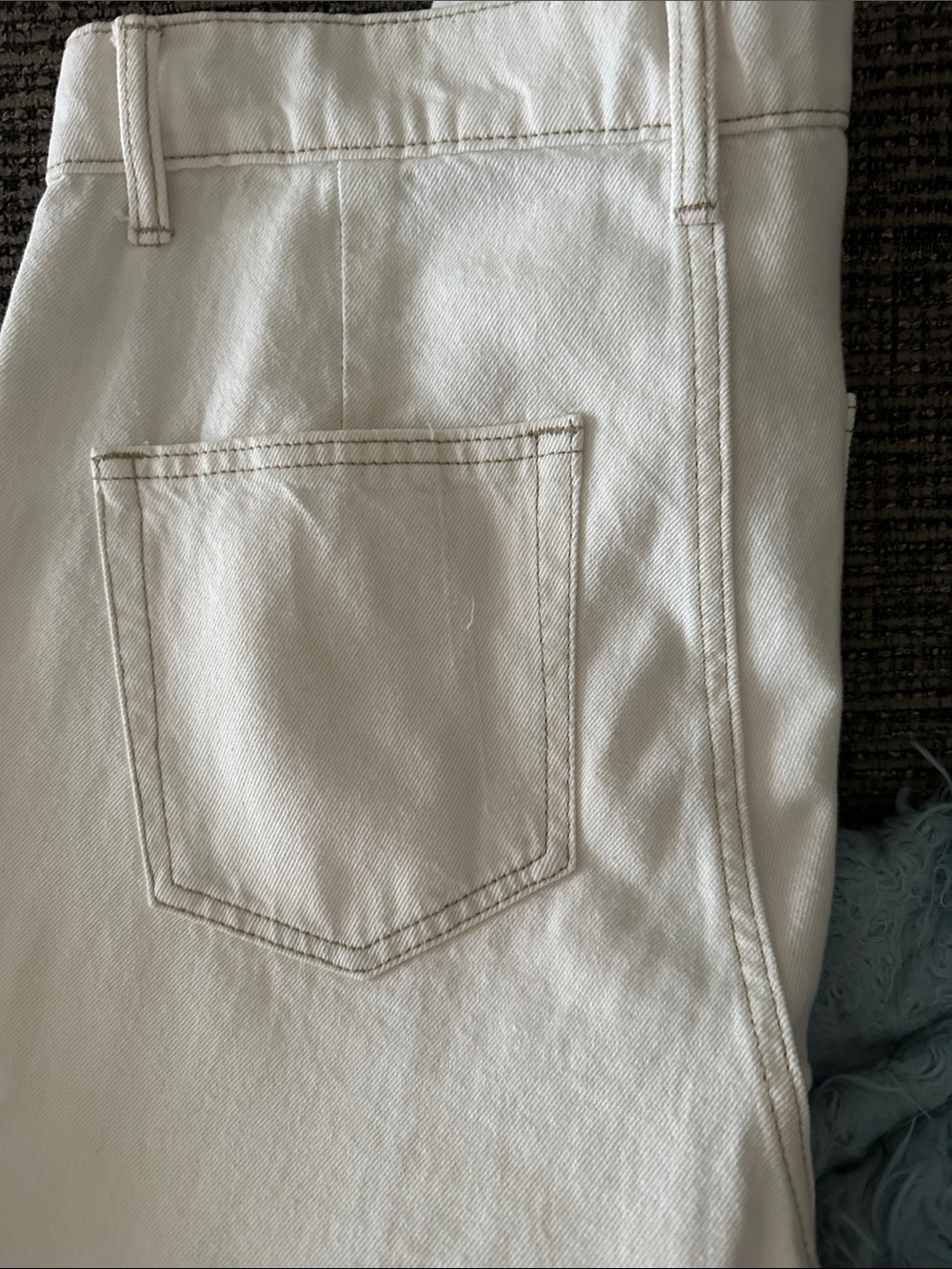 a.n.a High-Rise White Patch-Front Women’s Jeans - Picture 14 of 15